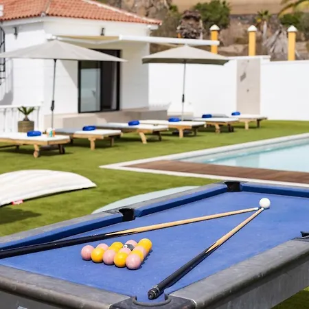 Santi Villa Callao Salvaje