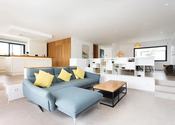 Santi Villa Callao Salvaje