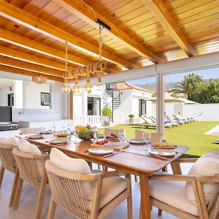 Santi * Callao Salvaje